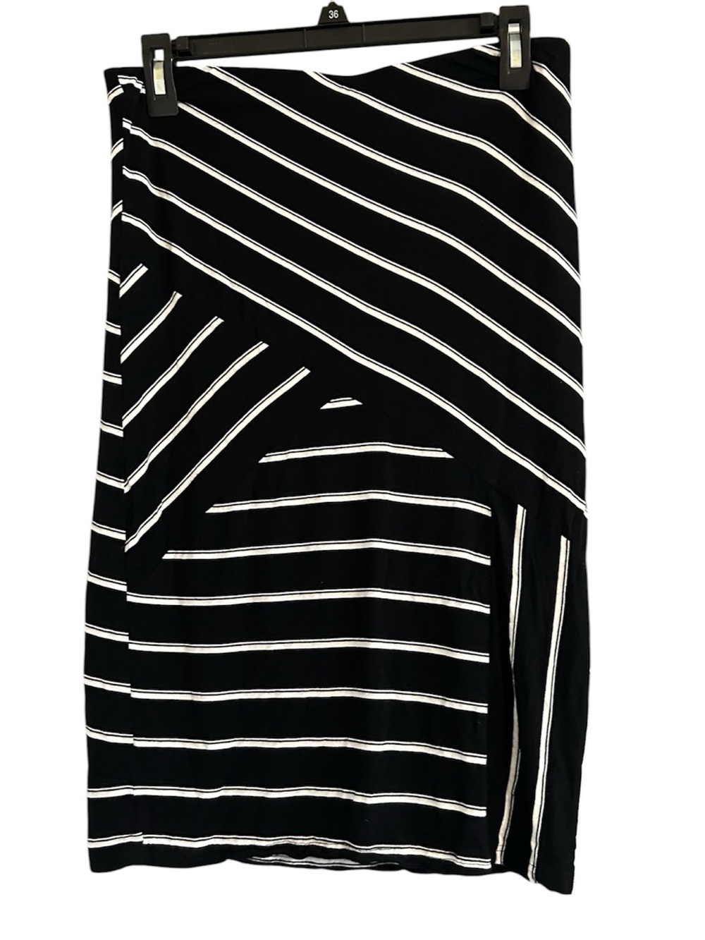 Vince Camuto Striped Black and White Size Small Midi Pencil Skirt